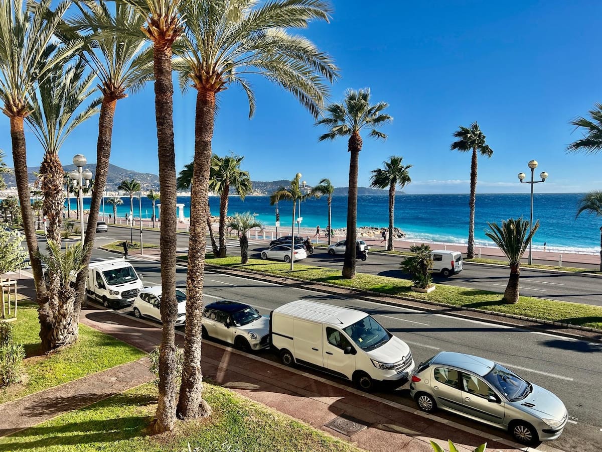 View of the Promenade des Anglais and the sea from the apartment